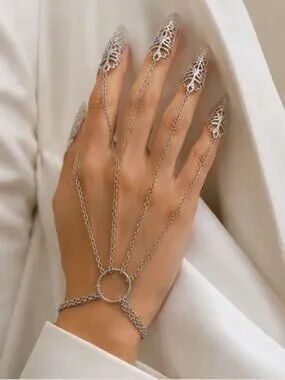 Silver Ornate Filigree Hand Harness Ring Bracelet